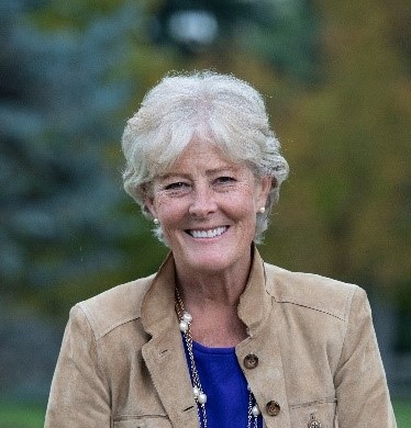 DGW 2018 Headshot small (002)